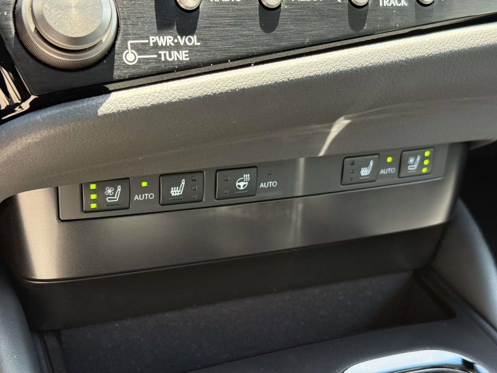 Used 2023 Lexus ES 350 w/ Premium Package FWD image 22