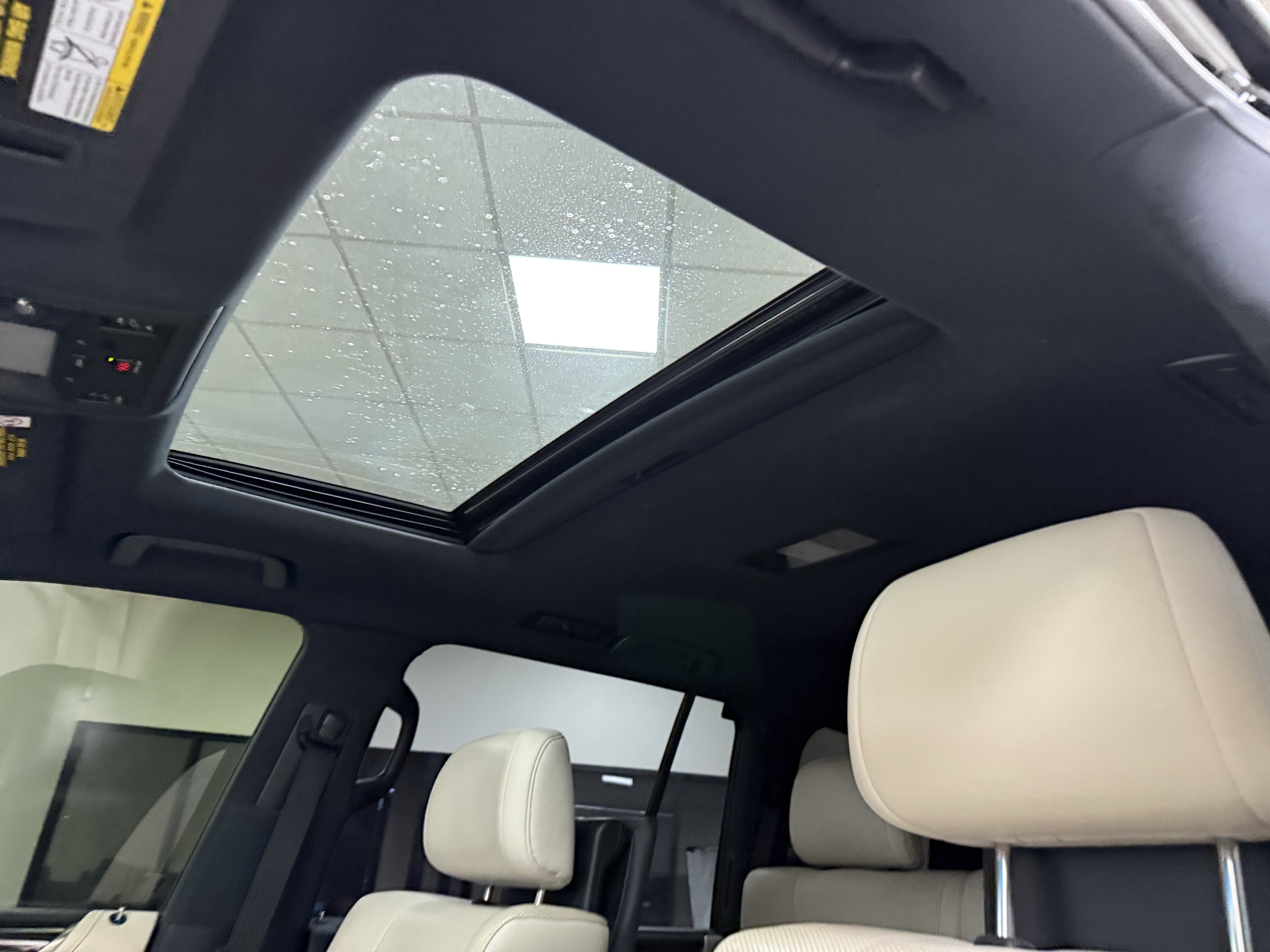 Used 2019 Lexus LX 570 4WD w/ Inspiration Series image 14