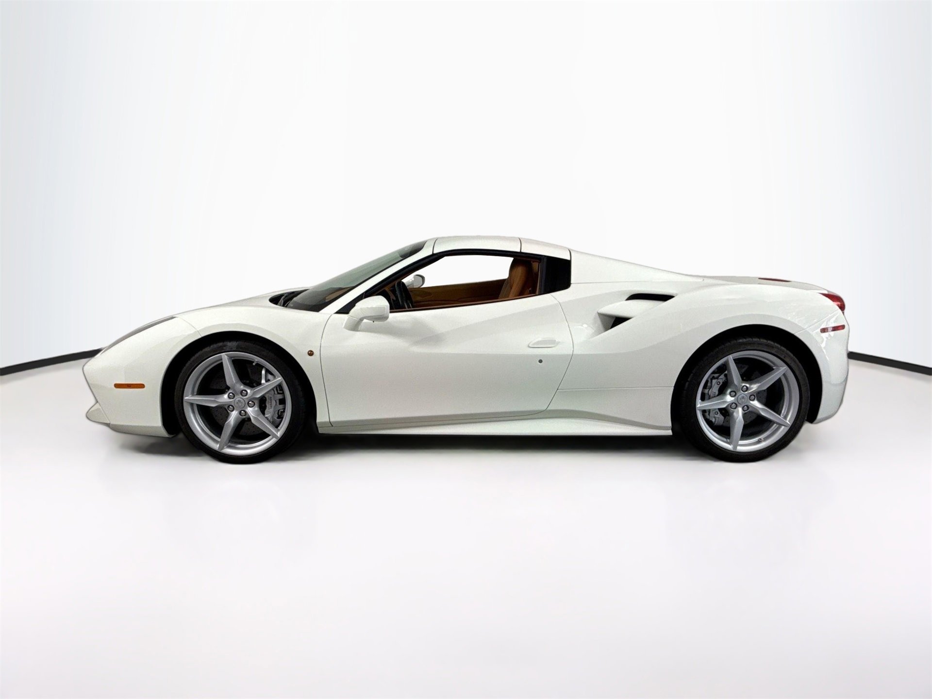 Certified 2018 Ferrari 488 Spider image 4