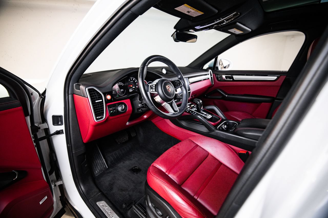 Certified 2023 Porsche Cayenne Platinum Edition AWD/4WD image 4