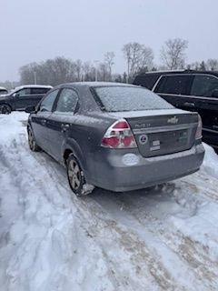 Used 2009 Chevrolet Aveo LT image 3