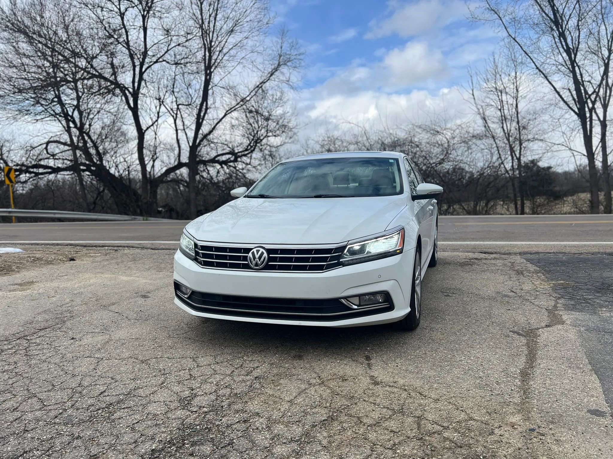 Used 2017 Volkswagen Passat 1.8T SE image 6