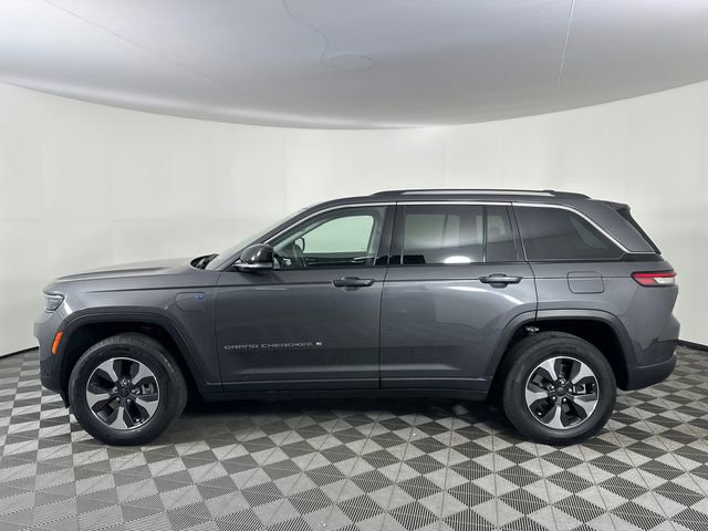 Certified 2022 Jeep Grand Cherokee Limited 4xe image 3
