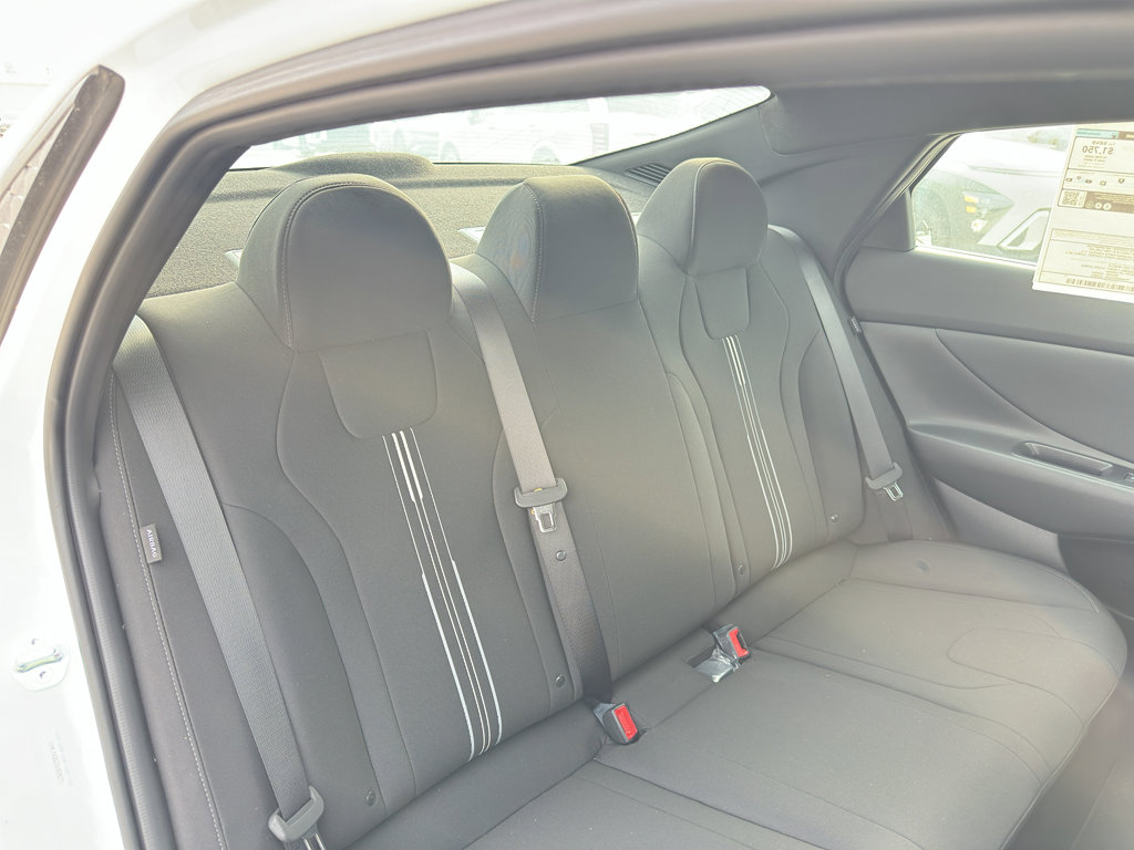 New 2025 Hyundai Elantra Sport image 30