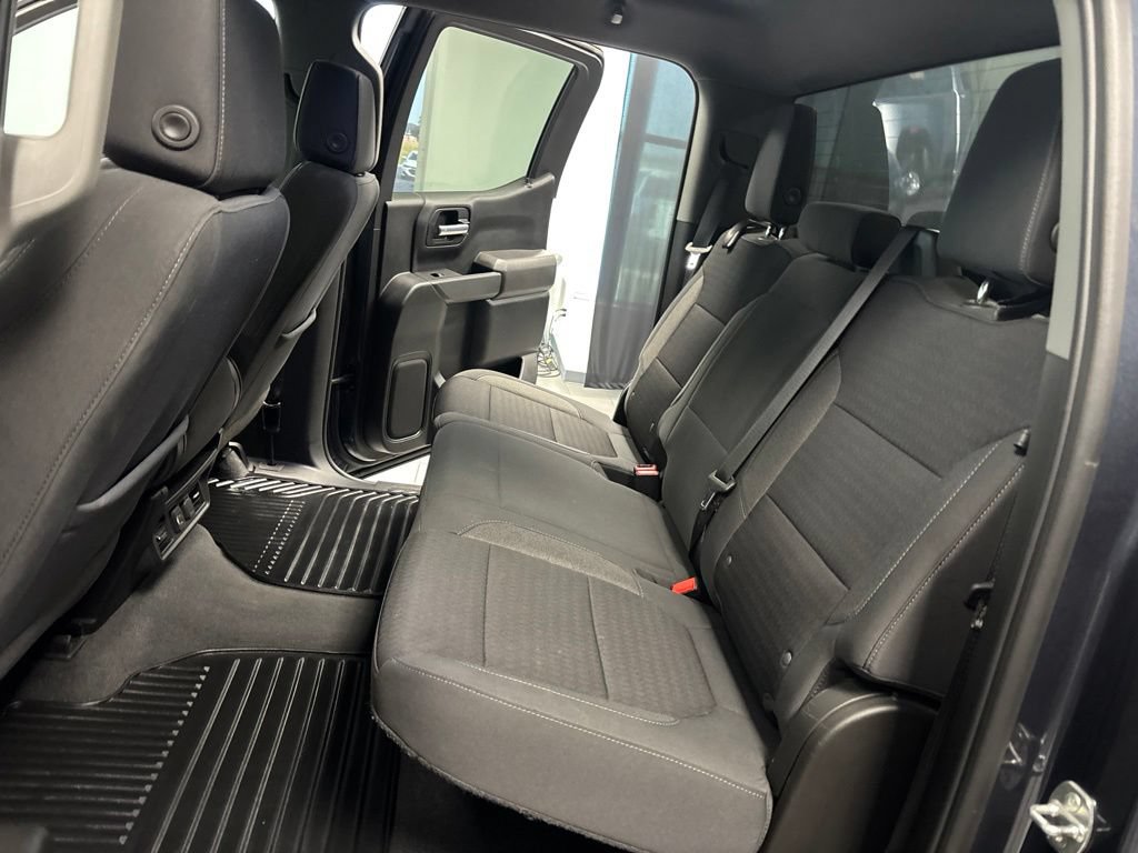 Used 2021 Chevrolet Silverado 1500 LT w/ Safety Package II AWD/4WD image 30