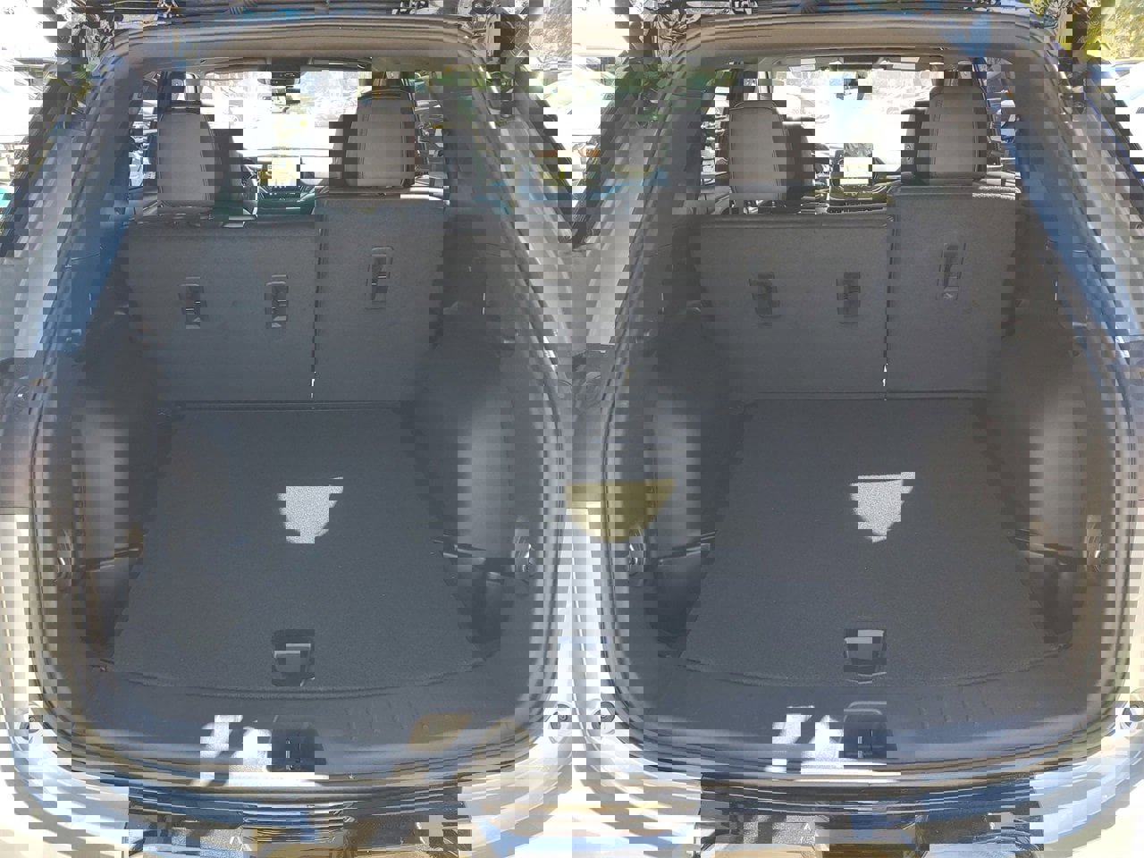 Used 2025 Chevrolet Blazer RS w/ Driver Confidence II Package image 8