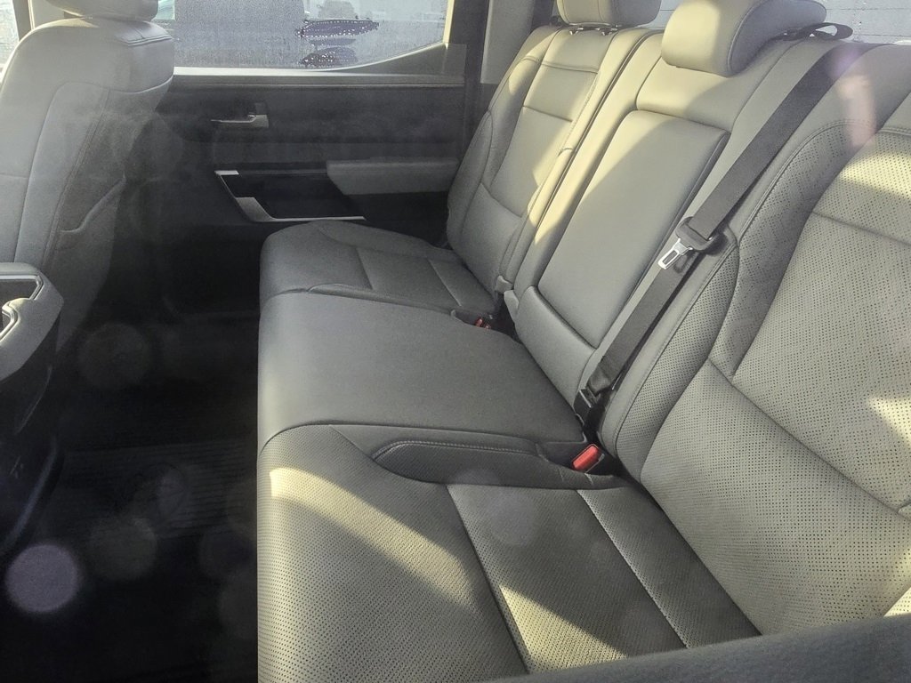 Used 2024 Toyota Tundra Limited image 21