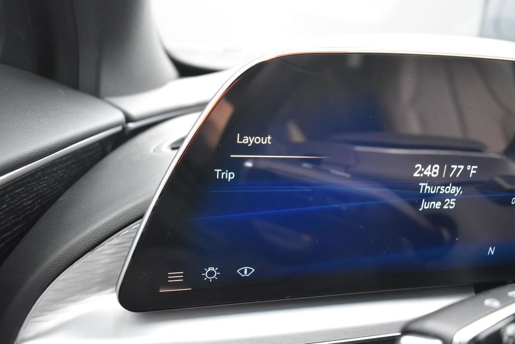 New 2026 Cadillac Lyriq Signature Sport w/ Nappa Leather Package AWD/4WD image 17