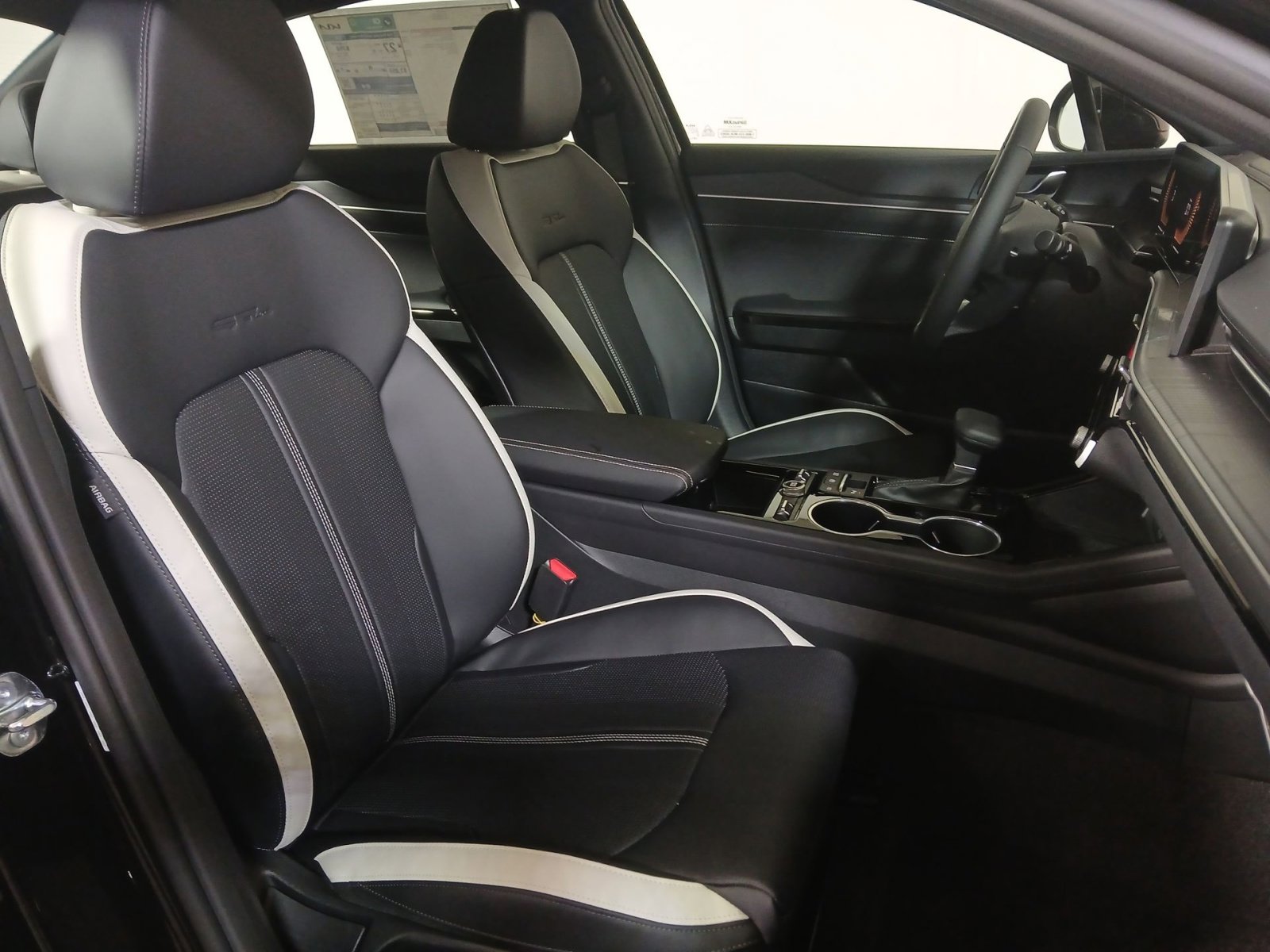 New 2026 Kia K5 GT-Line image 28