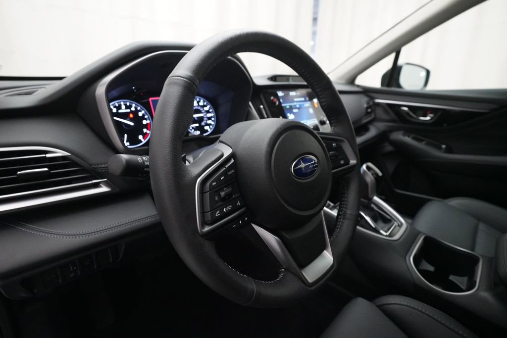 Certified 2025 Subaru Outback Limited image 9