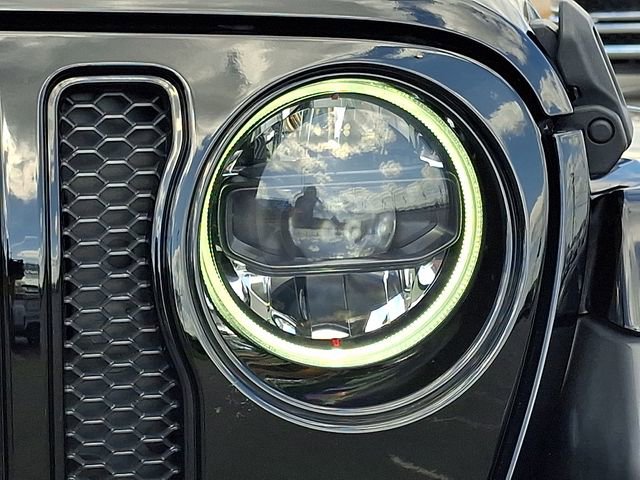 Used 2023 Jeep Wrangler Altitude image 9