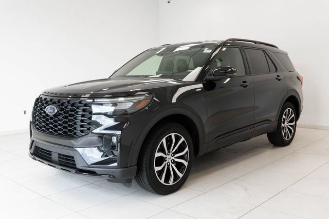 Used 2025 Ford Explorer ST-Line AWD/4WD image 7