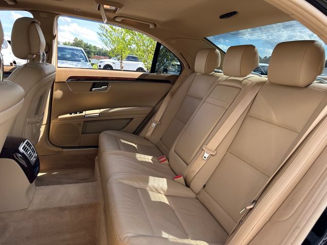 Used 2012 Mercedes-Benz S 400 image 19