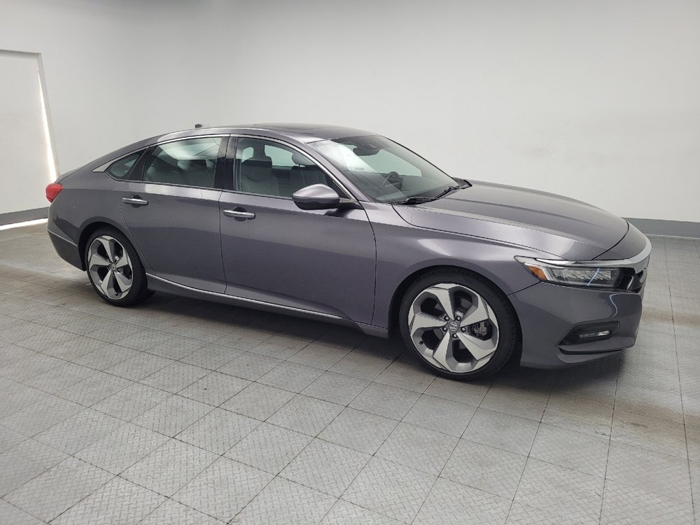 Used 2018 Honda Accord Touring image 11