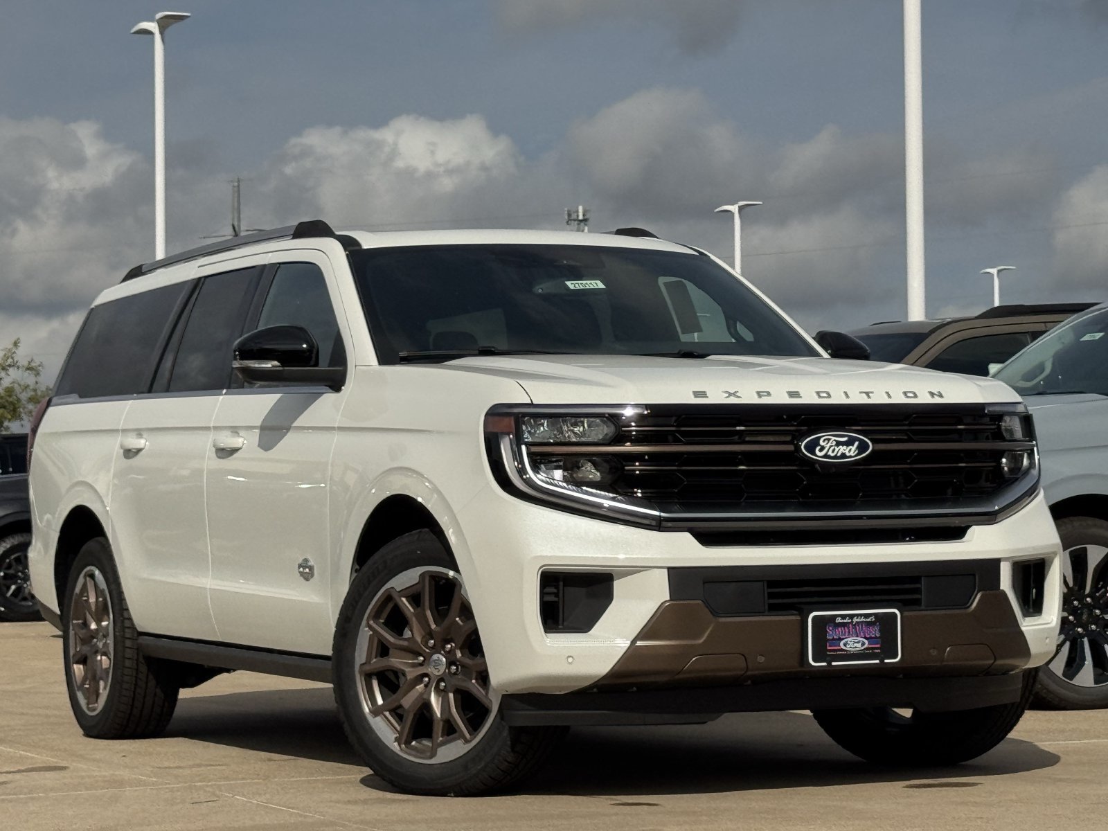 New 2027 Ford Expedition Max King Ranch AWD/4WD image 2