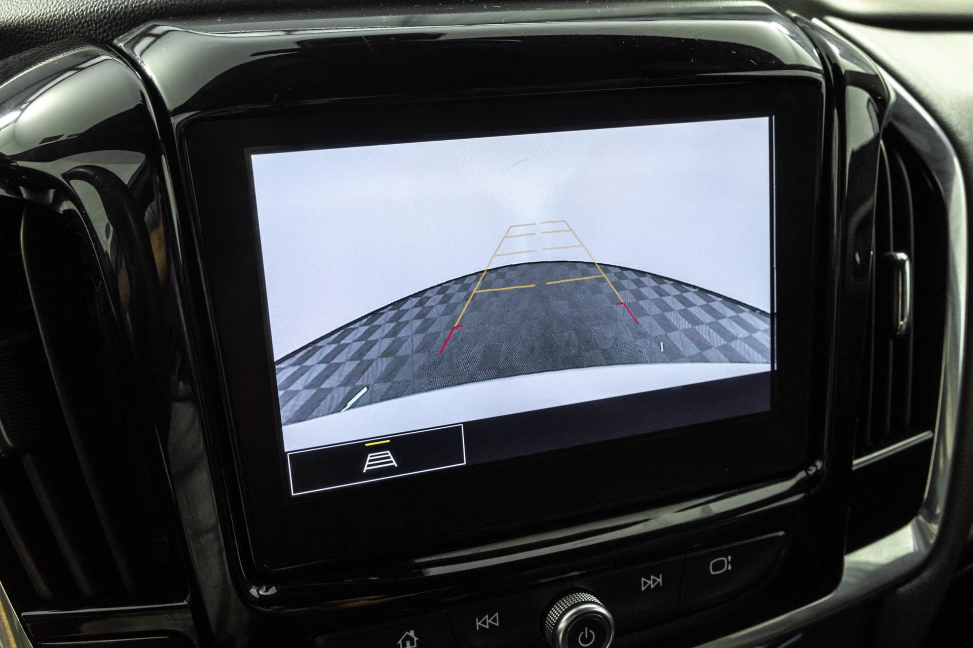 Used 2023 Chevrolet Traverse LT AWD/4WD image 10