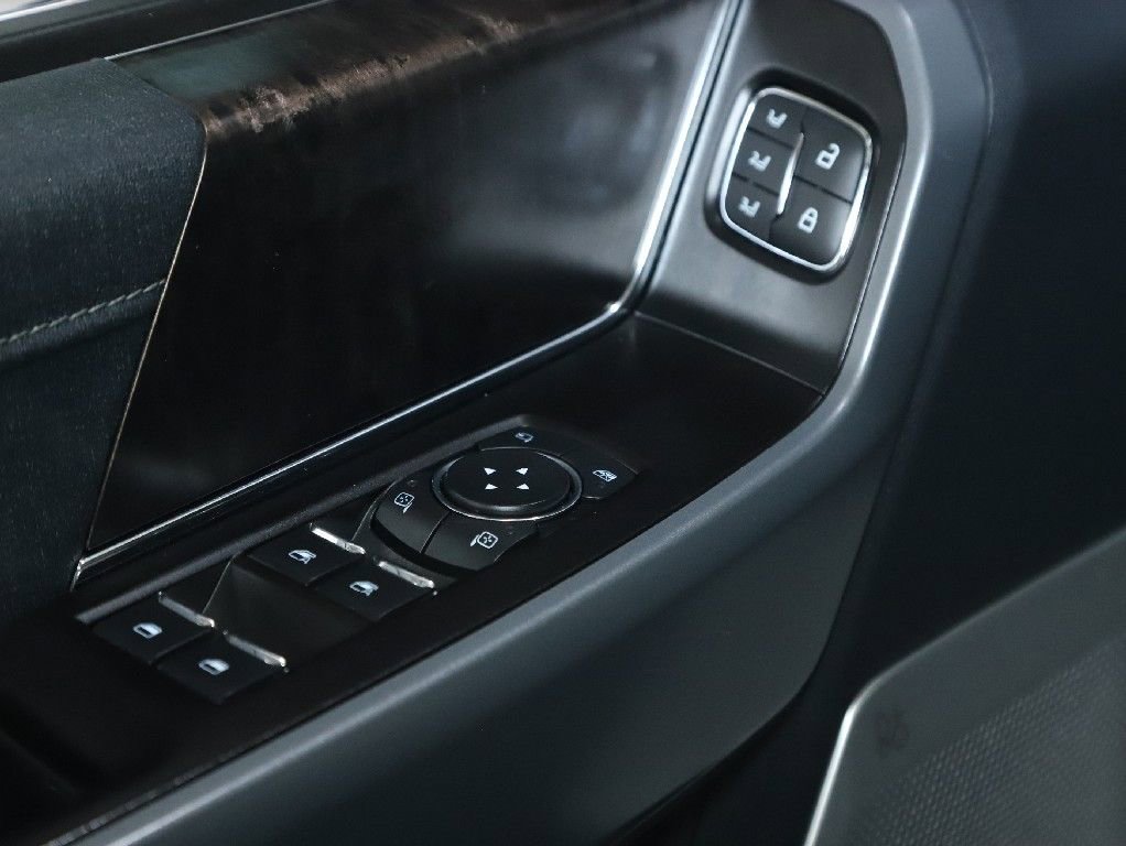 Used 2022 Ford F150 Lariat w/ Equipment Group 502A High image 17