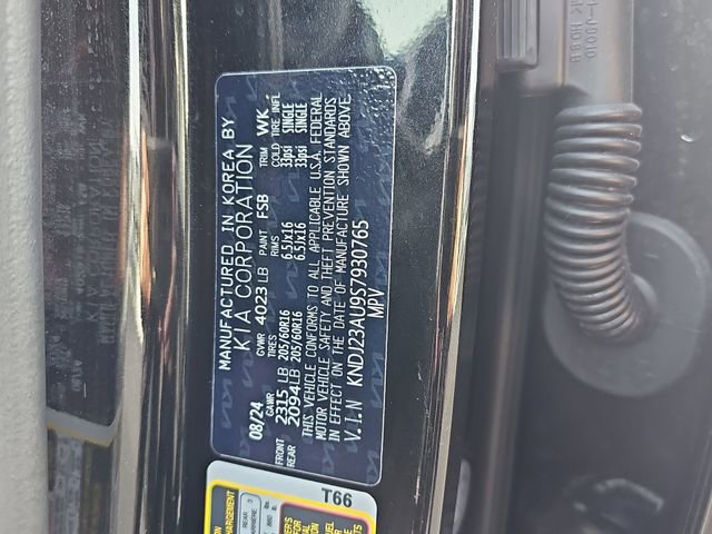 Used 2025 Kia Soul LX w/ LX Technology Package image 30