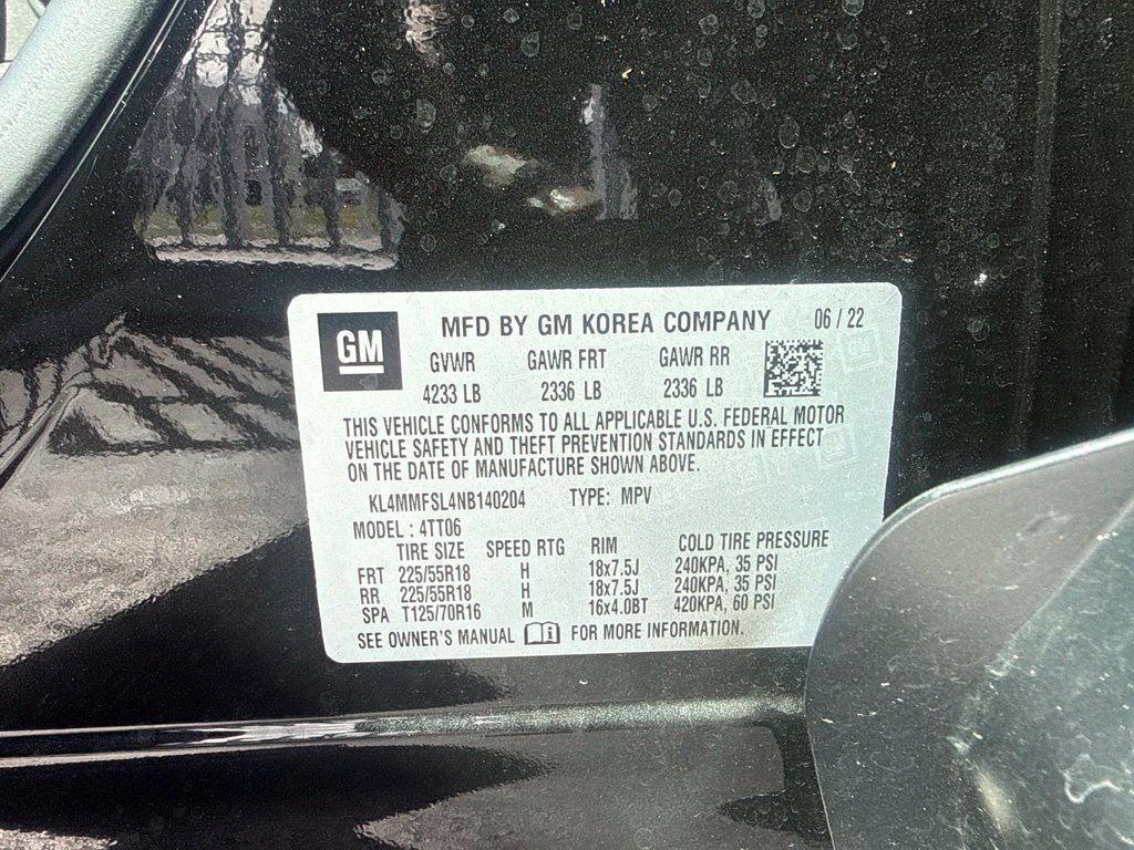 Used 2022 Buick Encore GX Essence w/ Advanced Technology Package FWD image 6