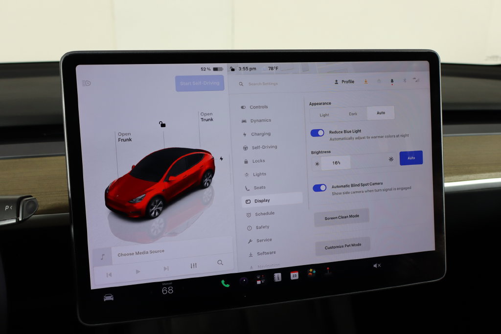Used 2023 Tesla Model Y Long Range AWD/4WD image 35