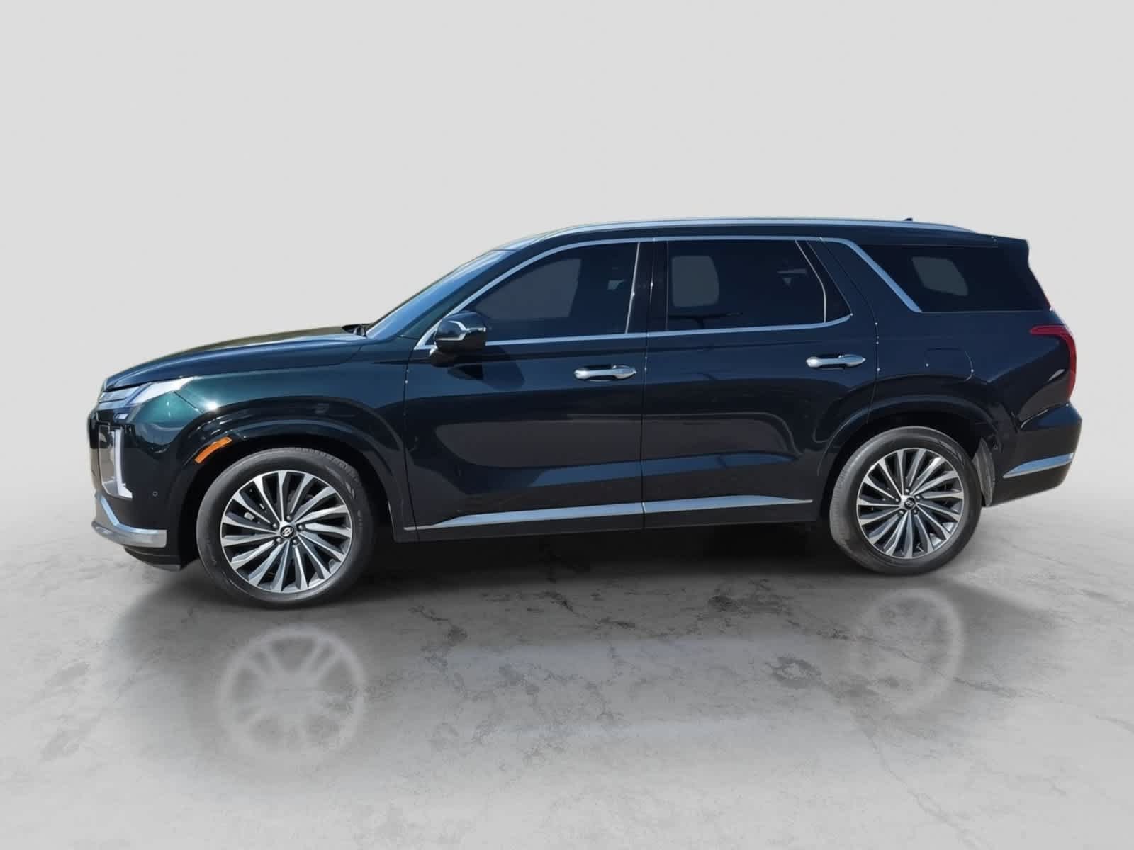 Used 2024 Hyundai Palisade Calligraphy AWD/4WD image 5