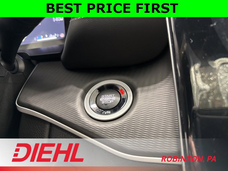 New 2025 Jeep Grand Cherokee Altitude image 27