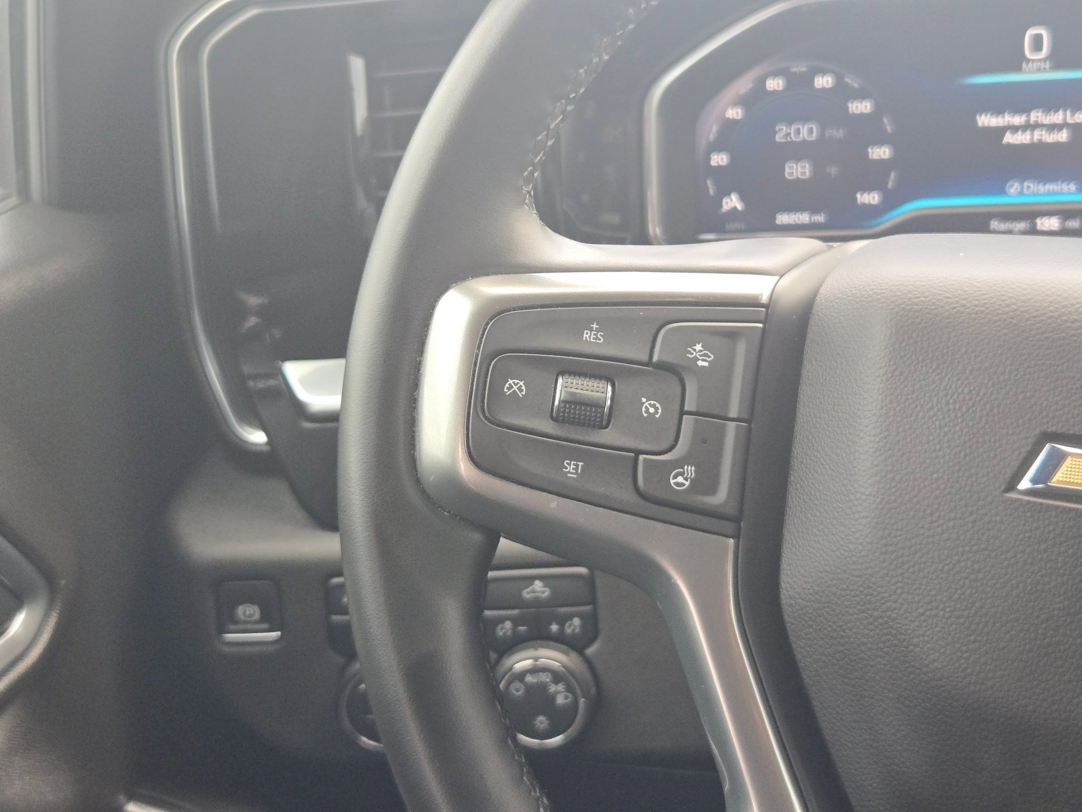Used 2024 Chevrolet Silverado 1500 LT w/ Z71 Off-Road Package AWD/4WD image 18