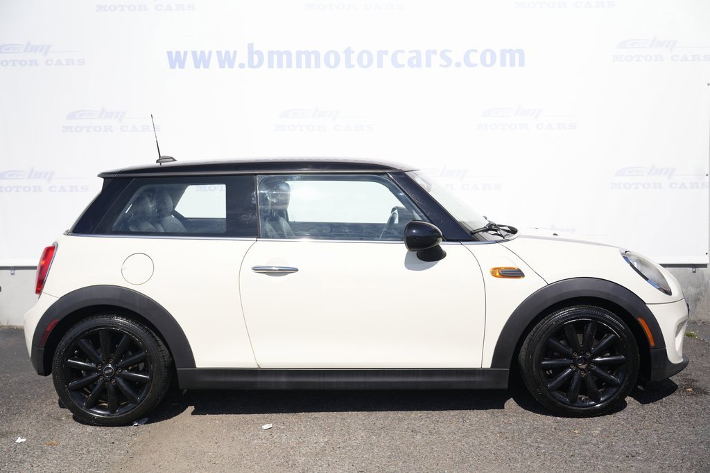Used 2014 MINI Cooper 2-Door Hardtop image 7