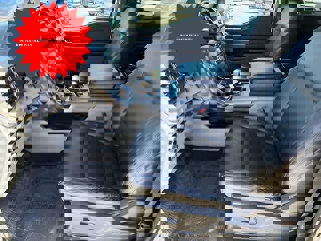 Used 2023 Ford F150 Lightning XLT AWD/4WD image 13