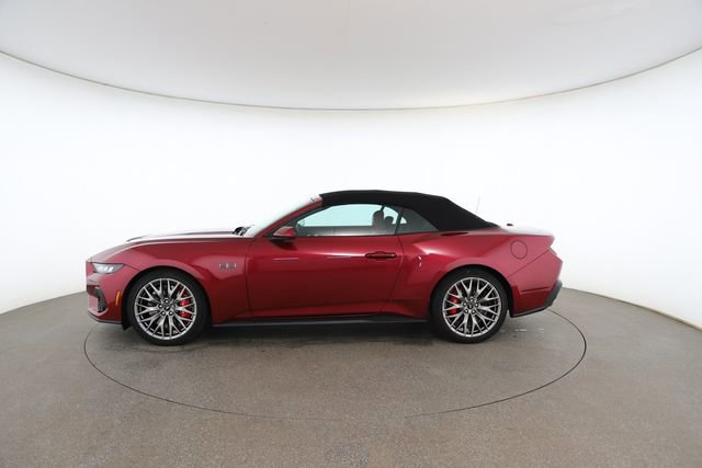 Used 2025 Ford Mustang GT Premium image 7