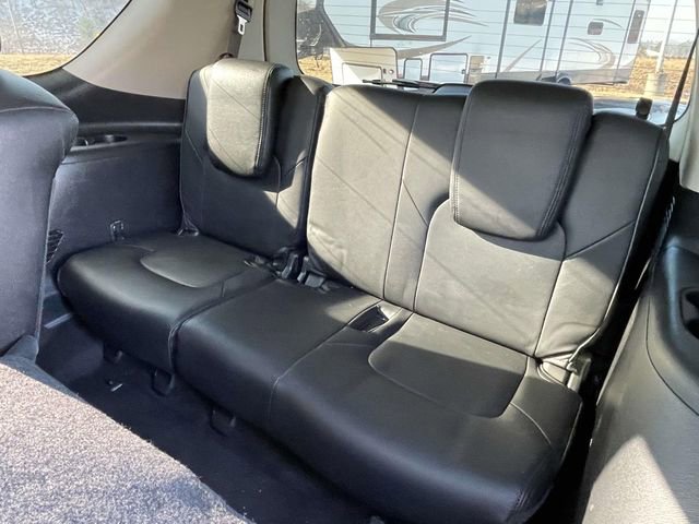 Used 2020 Nissan Armada SV image 12