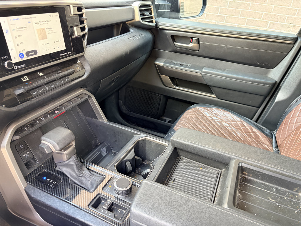 Used 2022 Toyota Tundra SR5 AWD/4WD image 17