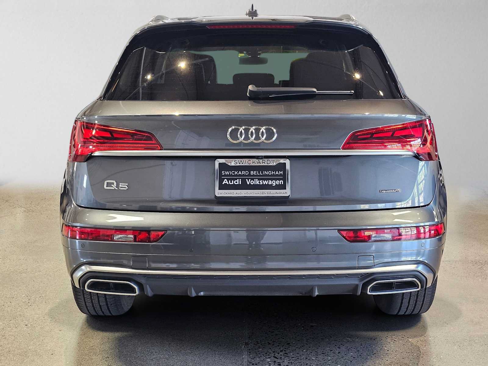Used 2023 Audi Q5 2.0T Premium Plus w/ Premium Plus Package AWD/4WD image 4