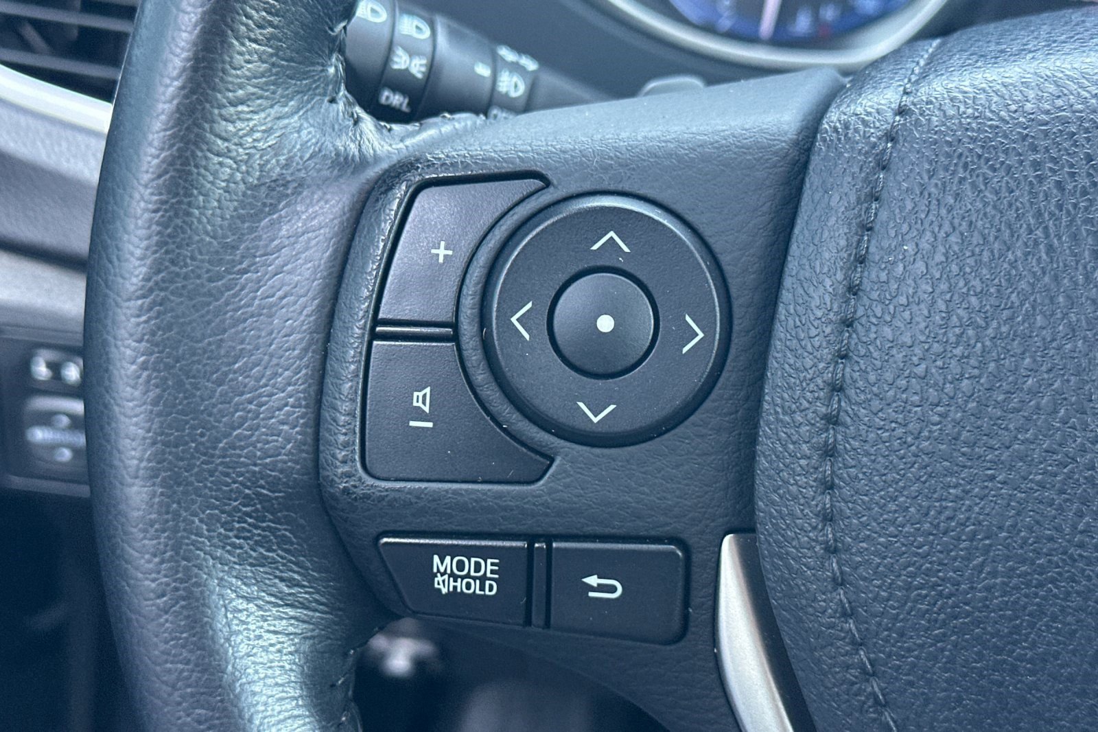 Used 2014 Toyota Corolla S image 27