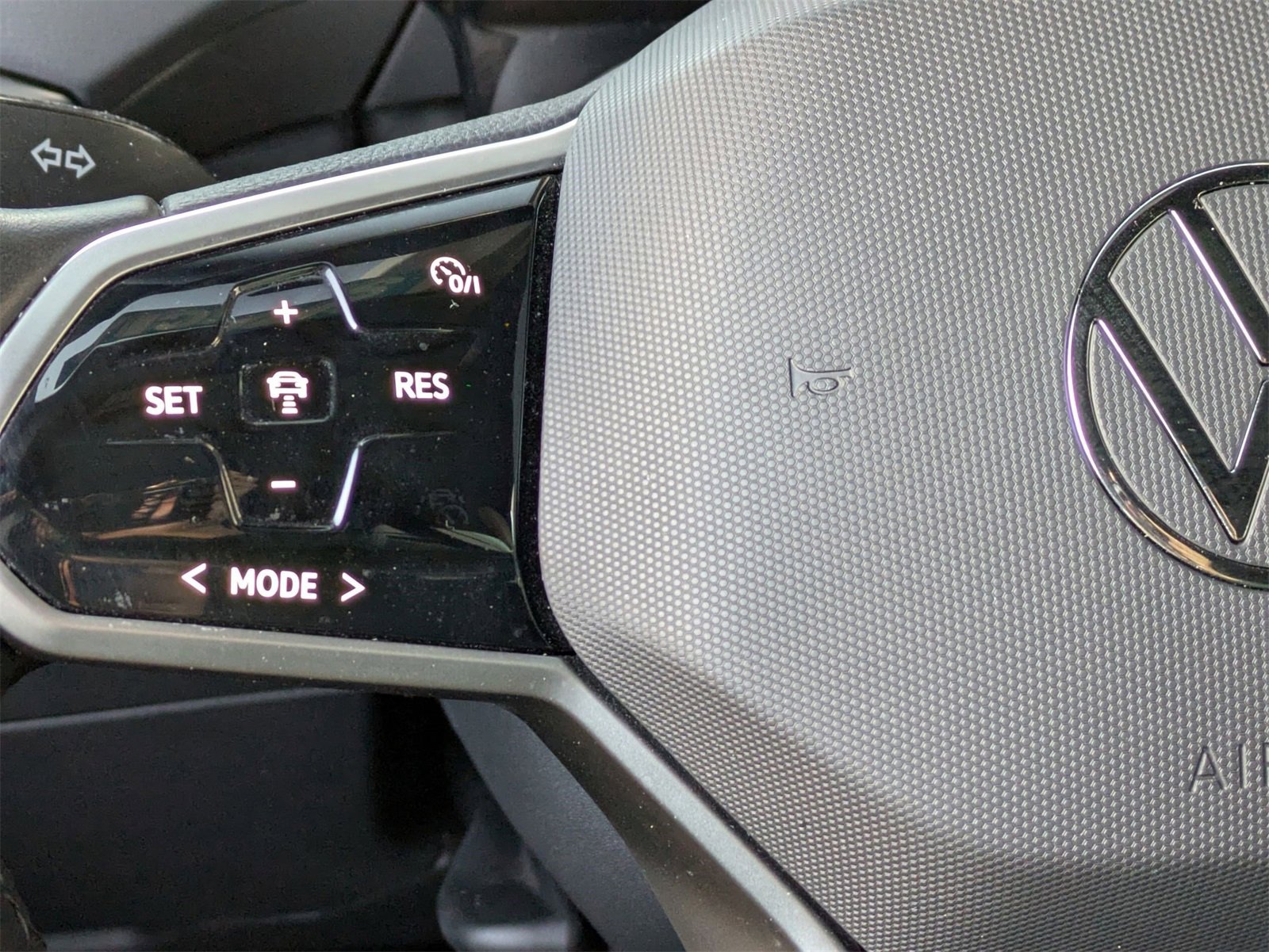 Used 2022 Volkswagen ID.4 Pro S image 10