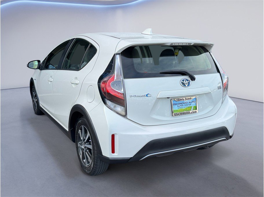 Used 2018 Toyota Prius C Three FWD image 4