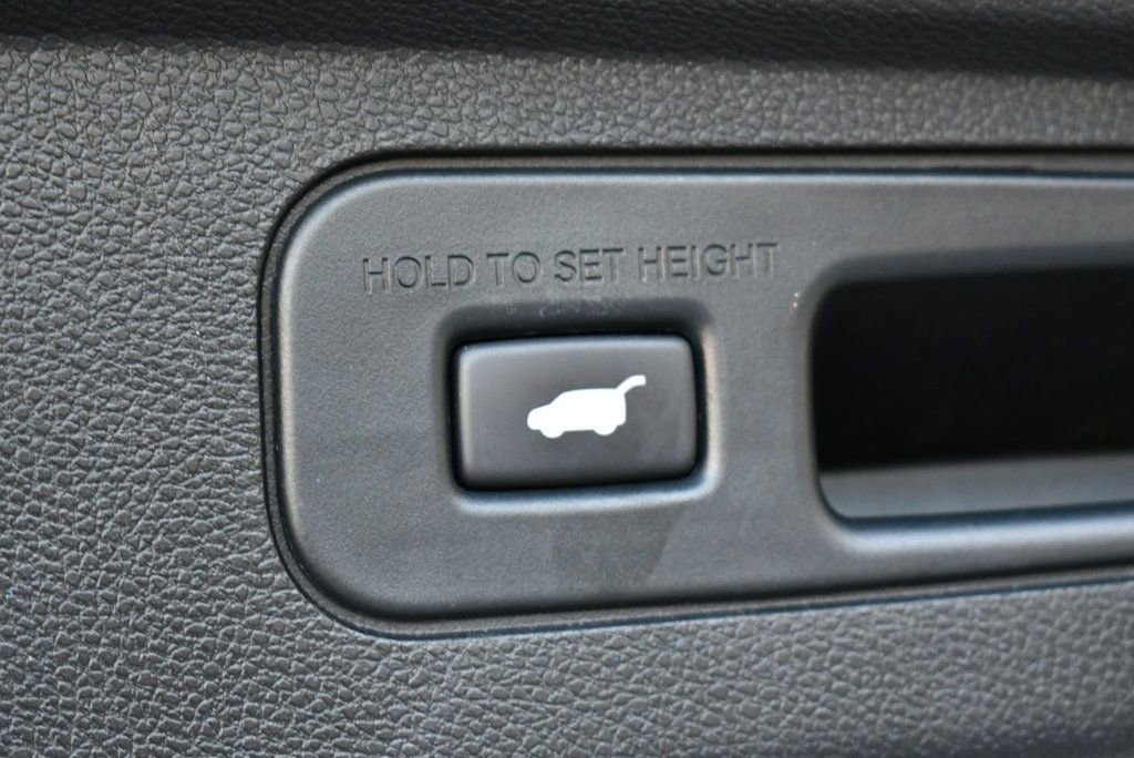 Used 2023 Honda Odyssey EX-L image 19