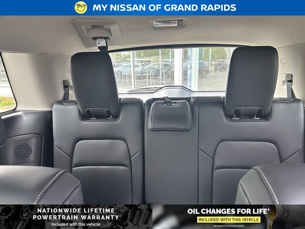 New 2026 Nissan Pathfinder Platinum AWD/4WD image 14