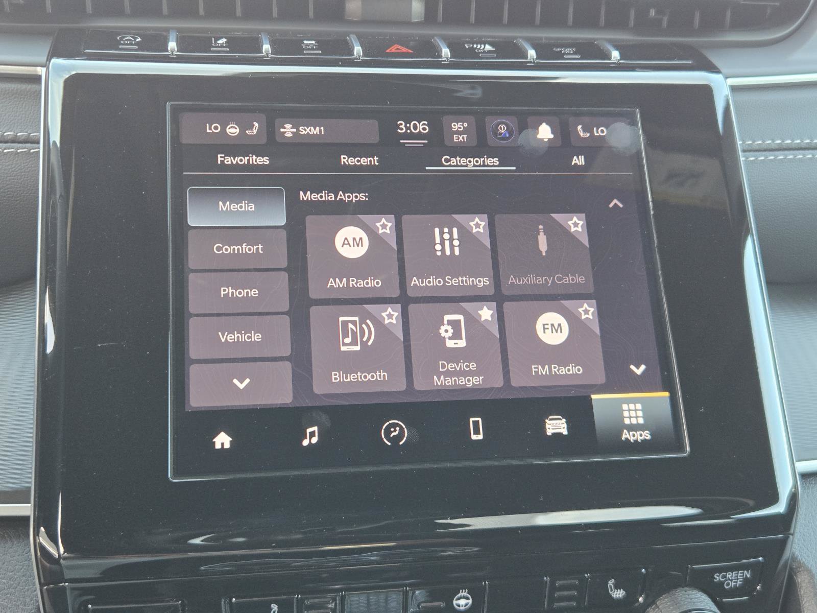 Certified 2025 Jeep Grand Cherokee Altitude RWD image 7