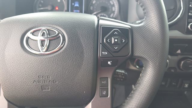 Used 2022 Toyota Tacoma TRD Sport w/ Technology Package AWD/4WD image 23