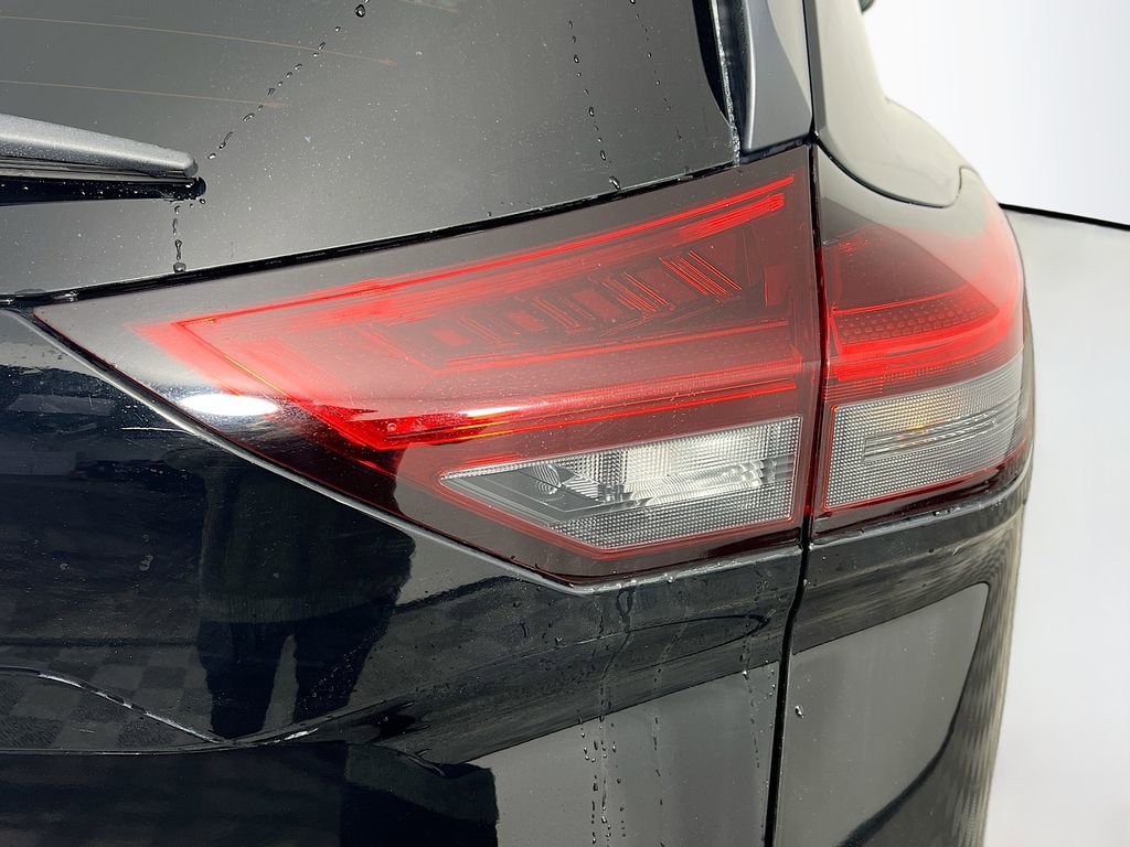 Used 2022 Nissan Rogue SV AWD/4WD image 31