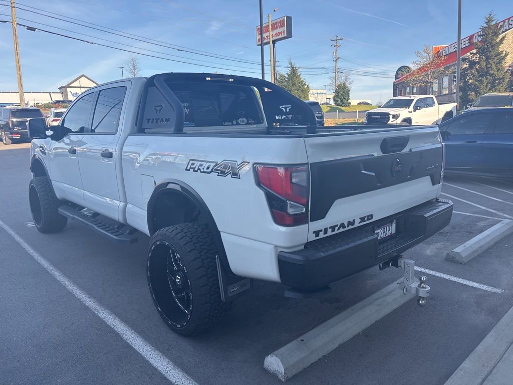 Used 2021 Nissan Titan PRO-4X w/ Pro-4x Convenience Package image 10