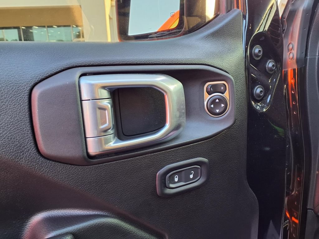 Used 2023 Jeep Gladiator Sport AWD/4WD image 13