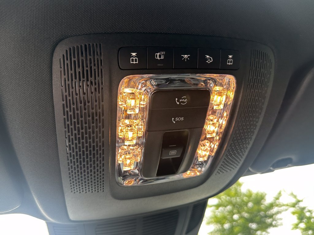 Certified 2025 Mercedes-Benz GLS 580 4MATIC image 33