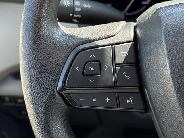 Used 2024 Toyota Sienna LE image 24
