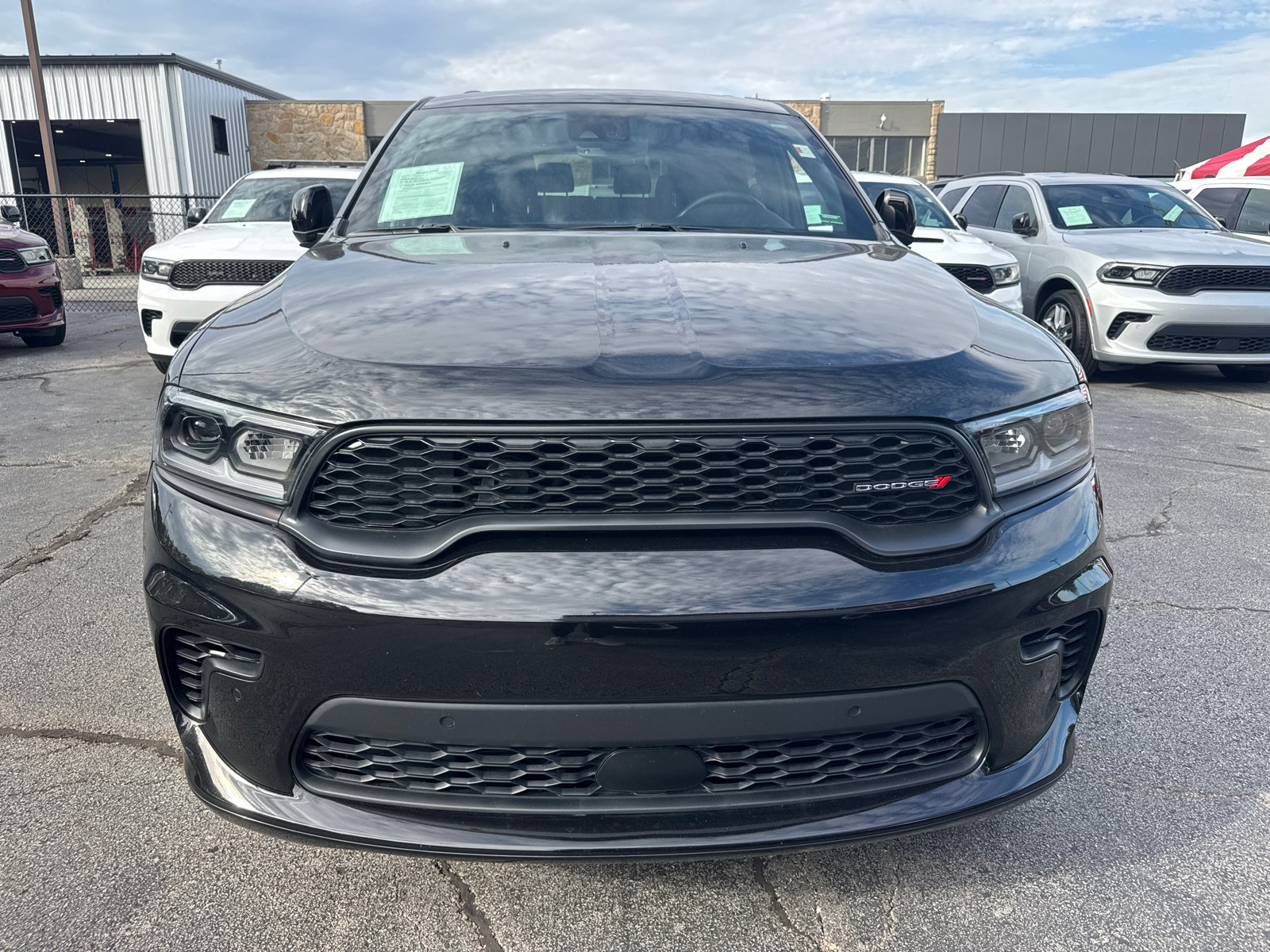 Used 2025 Dodge Durango GT AWD/4WD image 2