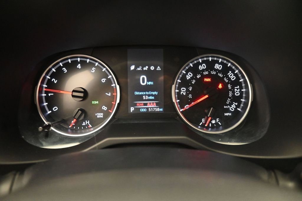 Used 2022 Toyota RAV4 XLE w/ Convenience Package AWD/4WD image 18
