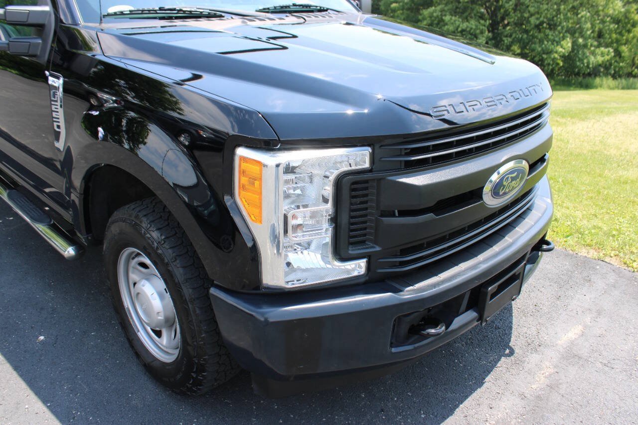 Used 2017 Ford F250 XL RWD image 3