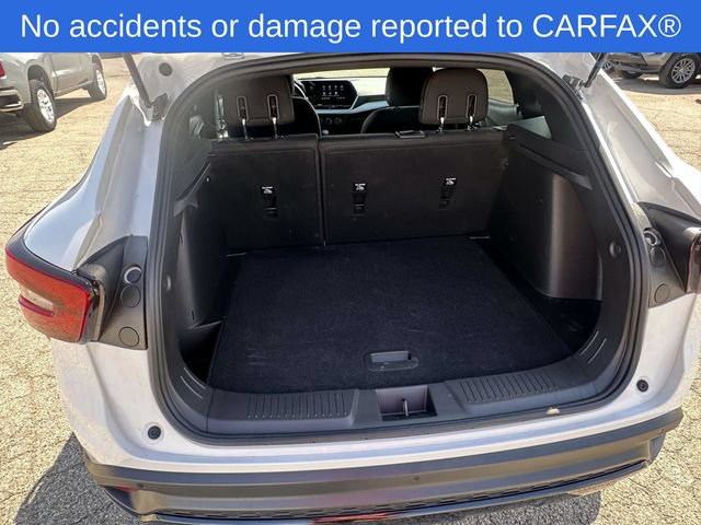 Certified 2024 Chevrolet Trax RS w/ Driver Confidence Package FWD image 13