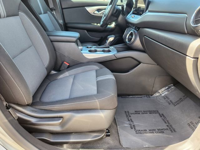 Used 2025 Chevrolet Blazer LT image 18